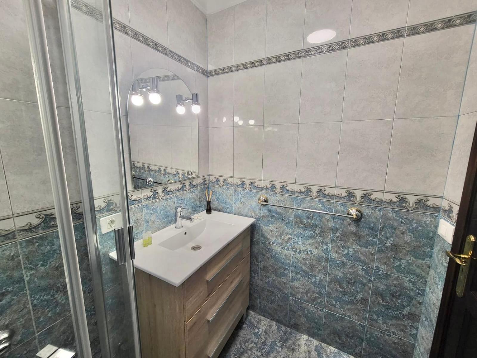 Affordable Holiday Accommodation For Large Families And Groups At Las Canteras Beach With 3 Bedrooms And Free Parking Las Palmas de Gran Canaria Kültér fotó